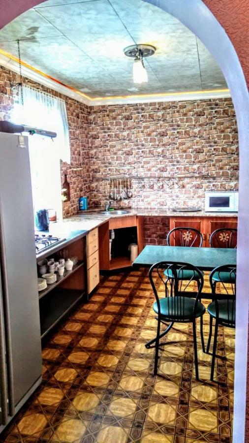 Гостевой Таунхаус Hotel Demidov Eksteriør billede