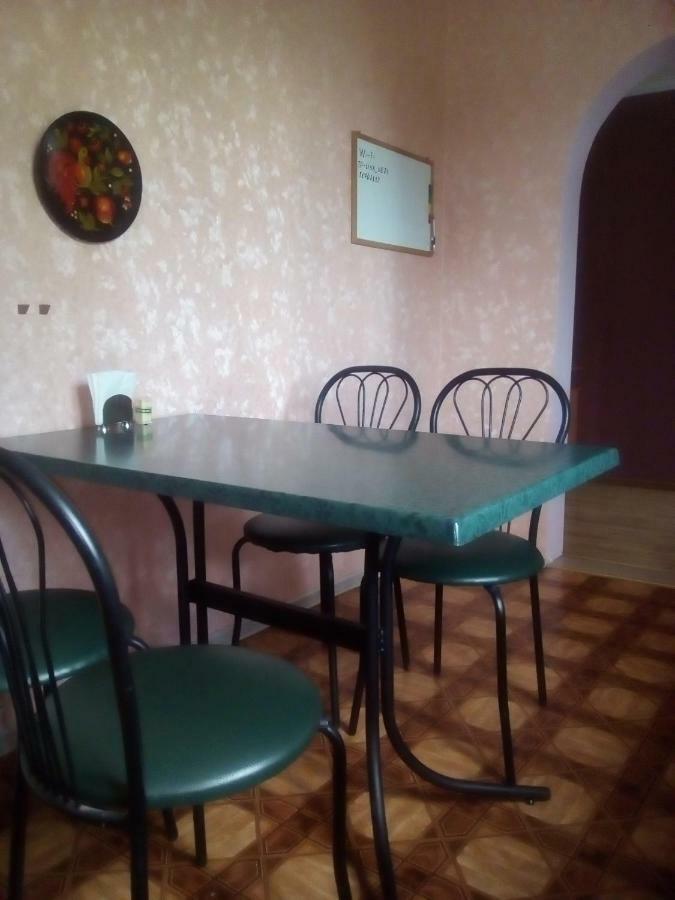 Гостевой Таунхаус Hotel Demidov Eksteriør billede